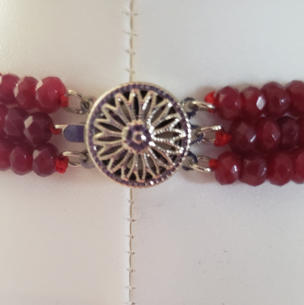 NWOT, Ruby Necklace, Triple Strand, Faceted Beads, Artisan Made, Gorgeous Clasp. - Picture 3 of 6
